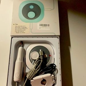 Nail drill, electric with drill bits